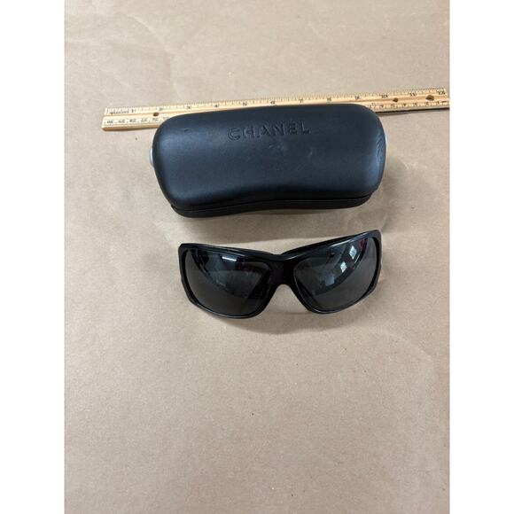 Chanel Black Sunglasses Logo Square Oversized Rhinestone CC Wrap Shield main image 13